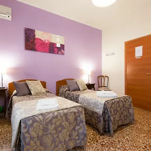 Pane, E Cortesia Bed & Breakfast Roma